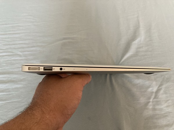 Apple MacBook Air 2017 - Laptop 13.3 pulgadas - A1466 - Core i5 - 256GB SSD - Como nuevo 4