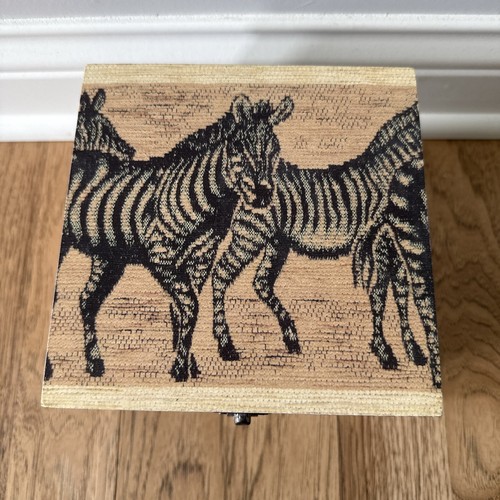 Zebra Safari aufklappbare Foto Aufbewahrung Andenken Box - Bild 3 von 13