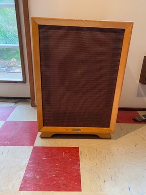 Stromberg-Carlson Custom 400 Speaker in cabinet