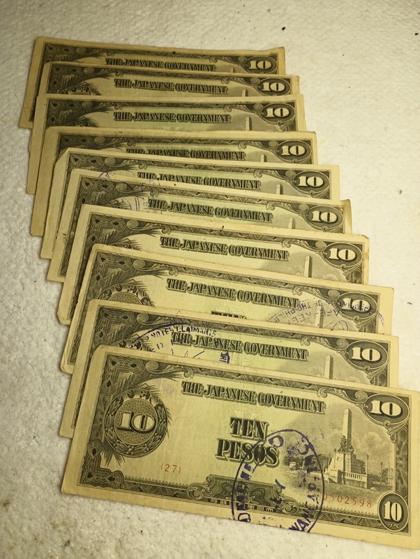 Japanese Occupation WW II PHILIPPINES 10 Pesos notes X 20 PCS used, original