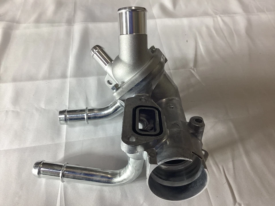 Carcasa termostato para Pontiac G5 Chevrolet Cobalt 2,2 L 2008 2009 2010 12618159 Foto 2 de 4