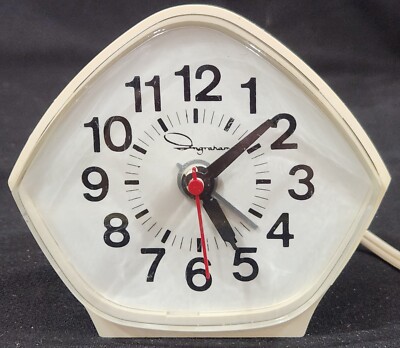 VINTAGE Toastmaster Ingraham ELECTRIC ALARM CLOCK white diamond shaped face MCM