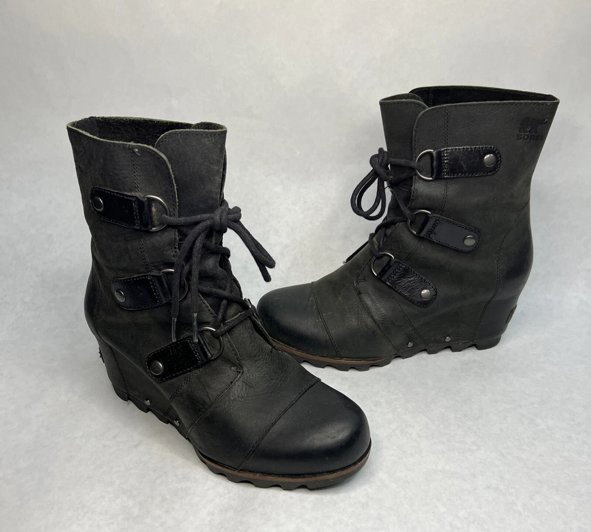 Joan of arctic wedge mid boot sale