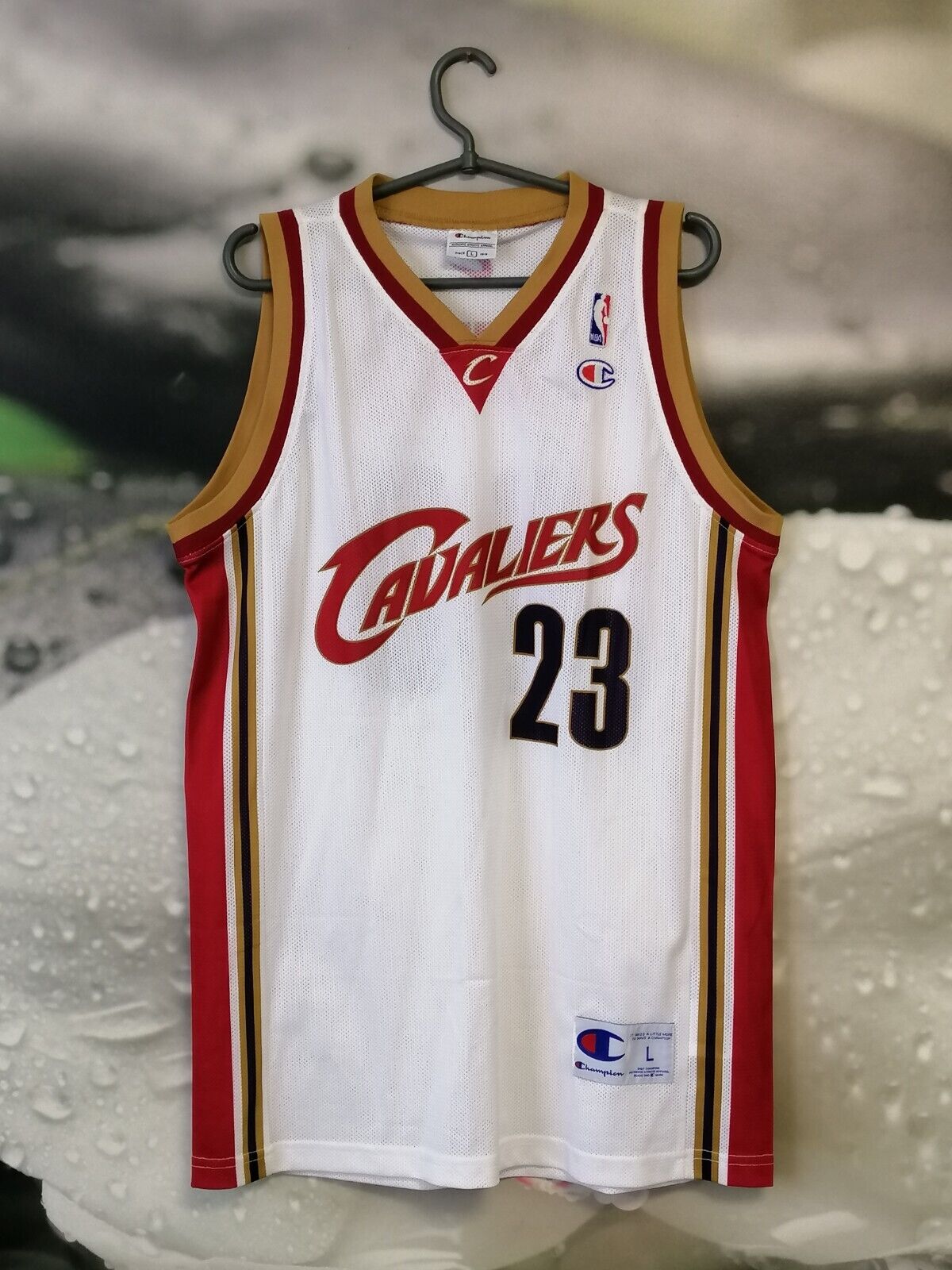 Cleveland Cavaliers LeBron James #23 Basketball NBA Champion Jersey SizeXL