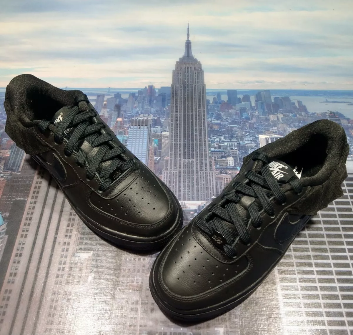 Nike air force 1 black grade school hotsell