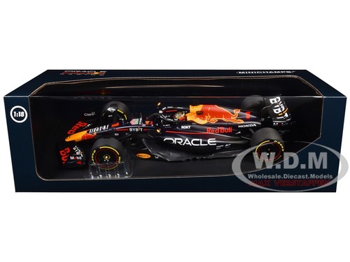 RED BULL RB19 #1 VERSTAPPEN ZWYCIĘZCA ABU DHABI GP 2023 1/18 MINICHAMPS 110232301 - Zdjęcie 1 z 2