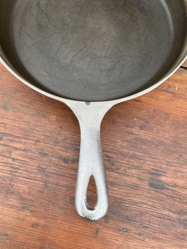 Chicago Foundry Hardware #8 Hammered Cast Iron Skillet with Chrome ...