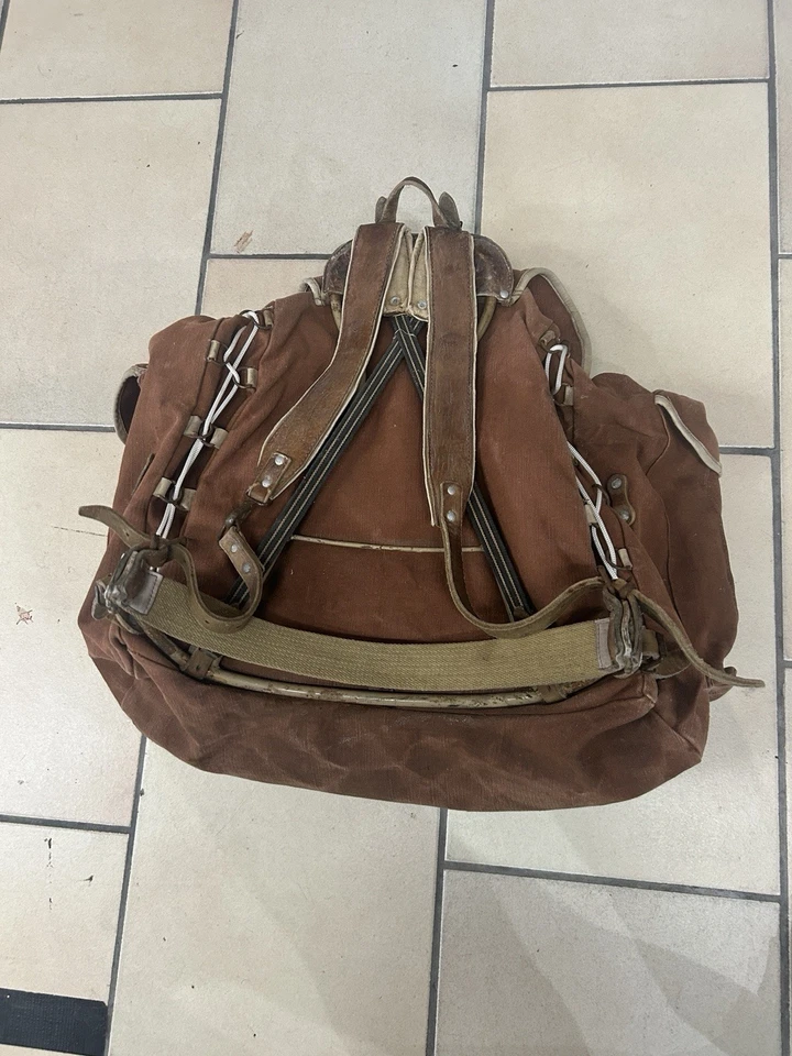 VINTAGE ANCIEN SAC A DOS EN TOILE / CUIRE LAFUMA ARMATURES METAL DES ANNEES 50 - Photo 3/4