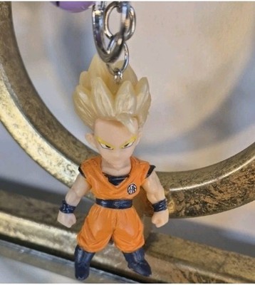Dragon Ball UDM Burst 49 Keychain Swing Collection-Super Saiyan Gohan.