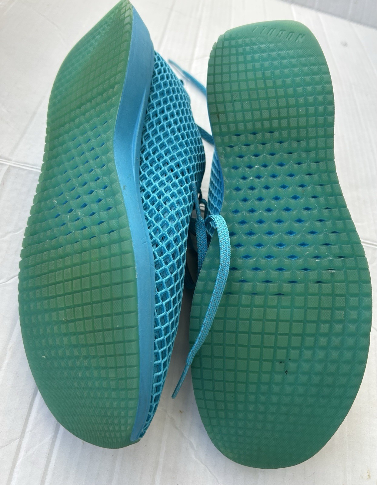 NOBULL Blue Mesh Geometric Pattern Breathable Lac… - image 9