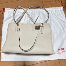 Excellent Condition COACH Mini Sally Carry All Shoulder Bag Leather