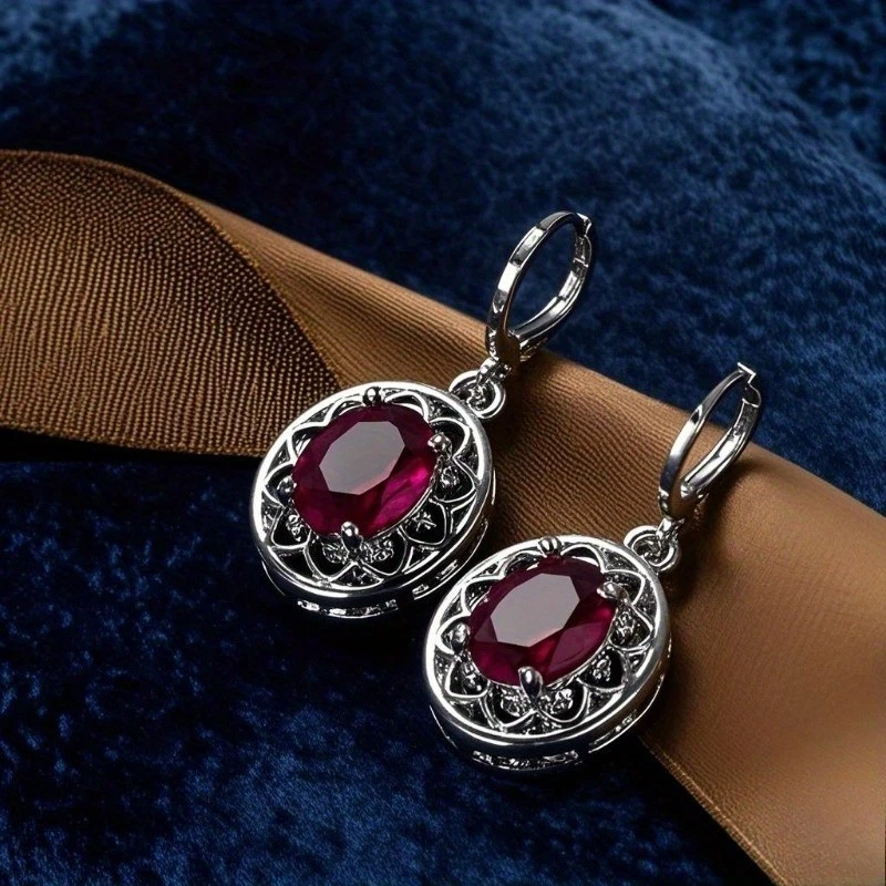 Pendientes colgantes retro de pétalos ahuecados con hebilla de oreja de cristal sintético para mujer Foto 2 de 4