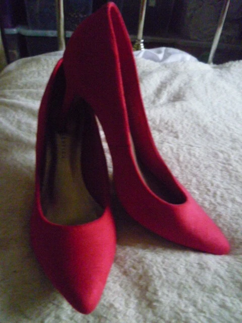 MARK SPENCERS RED WOMENS SHOES 3 IN HEEL SIZE UK 6 eBay