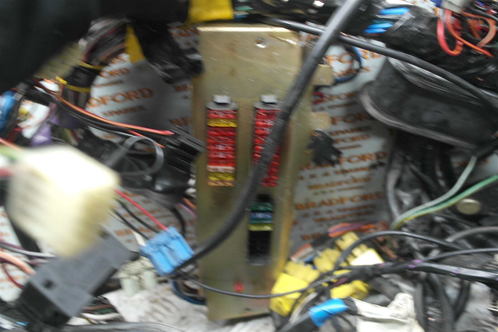 BFD061937 2002 LAND ROVER DEFENDER 90 TD5 15P BULKHEAD WIRING LOOM eBay