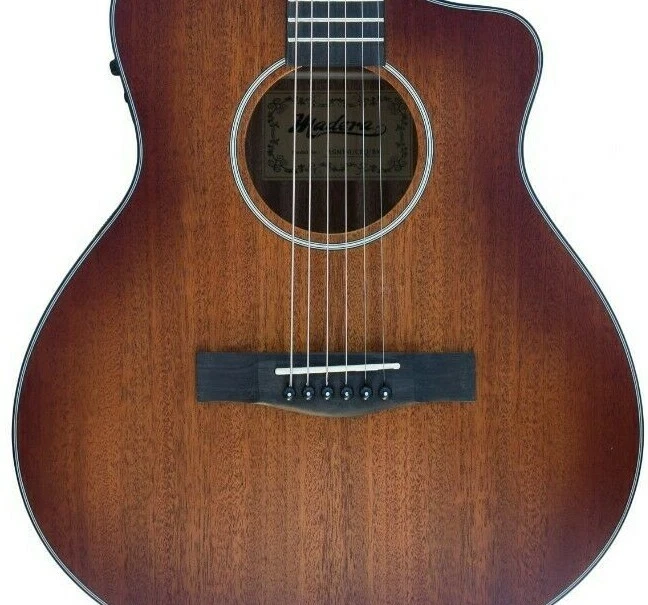 AG-MINI con ecualizador activo Fishman (marca canadiense) Foto 2 de 4