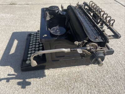 Antique 1929 Vintage LC Smith Corona Manual No. 8 10