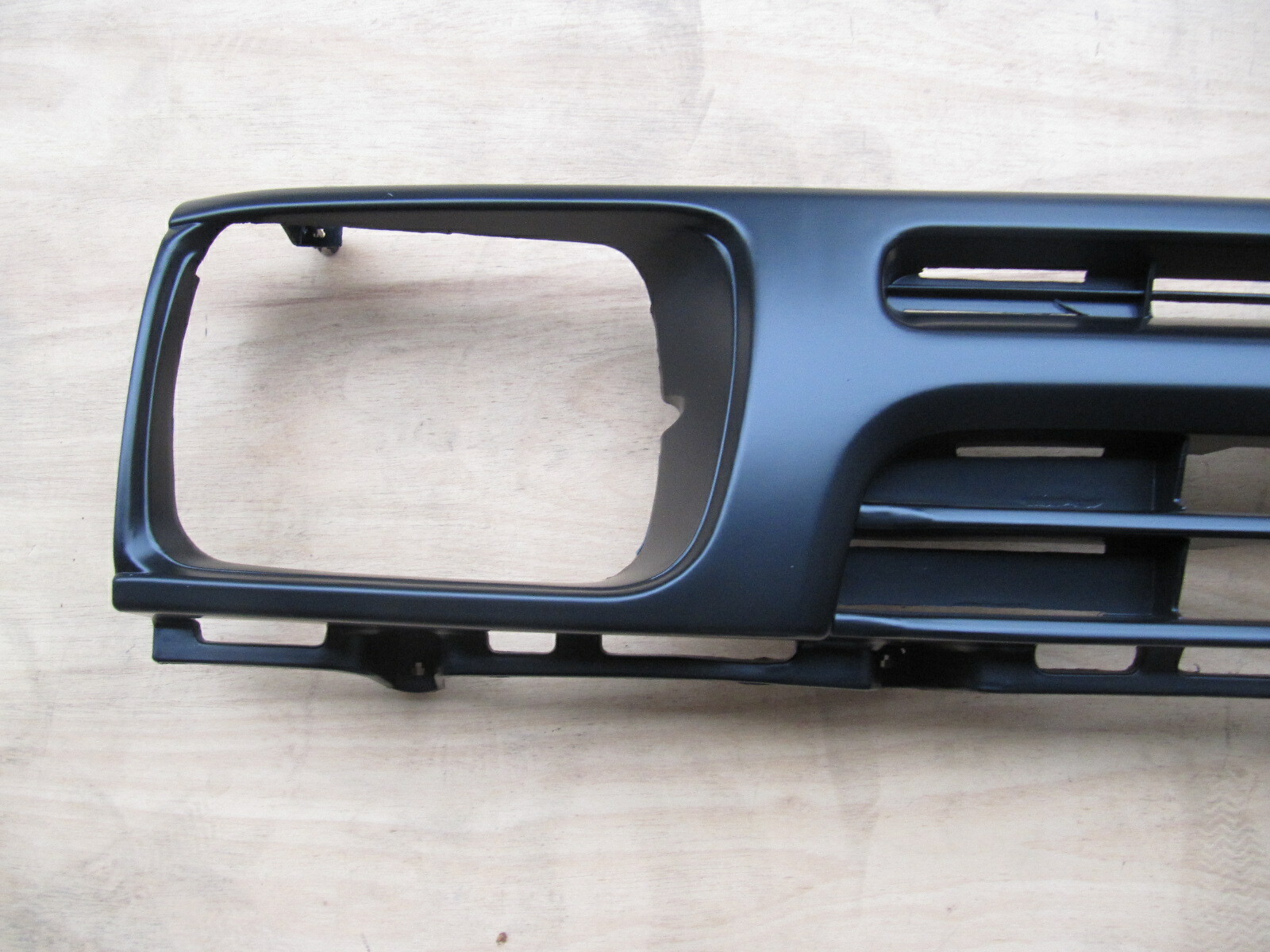 Black Front Bumper Grille Valance Bracket Turn Light For Toyota Pickup 8995 2WD eBay