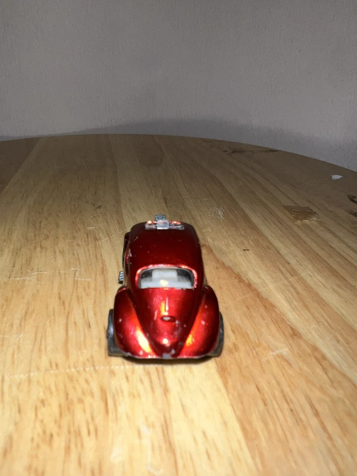 Hot Wheels Redline CUSTOM VOLKSWAGEN VW VERMELHO EUA Branco Interior - Imagem 4 de 4