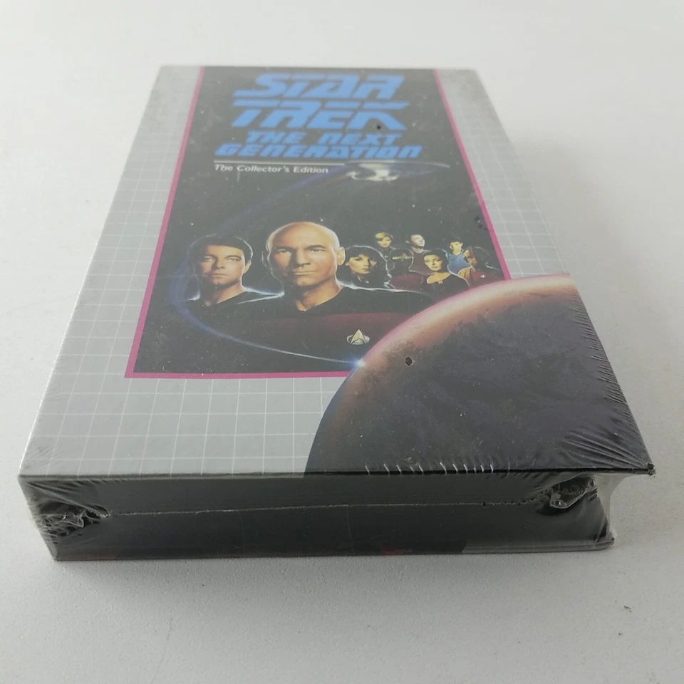Star Trek The Next Generation Elementary Dear Data - The Outrageous Okona Sealed - Image 2 of 4