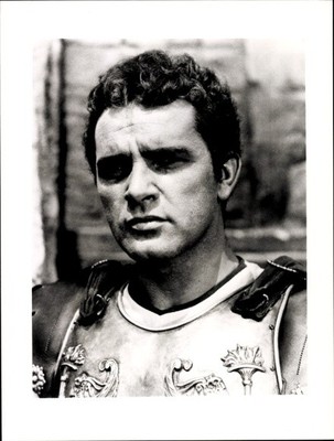 Photo Actor Richard Burton, Film Scene The Robe, Press Photo - 10633330