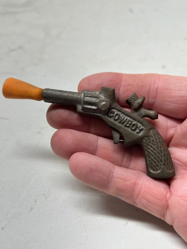 ~OLD~ ANTIQUE CAST IRON "COWBOY" TOY CAP GUN (NO RES)