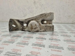 VW PASSAT B6 3C2 Kotflügelhalter vorne rechts 3C0821142 1.40 2009 31445929