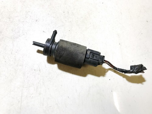 8362154 Waschwasserpumpe, Scheibenreinigung  BMW 3-Series DE965129-30