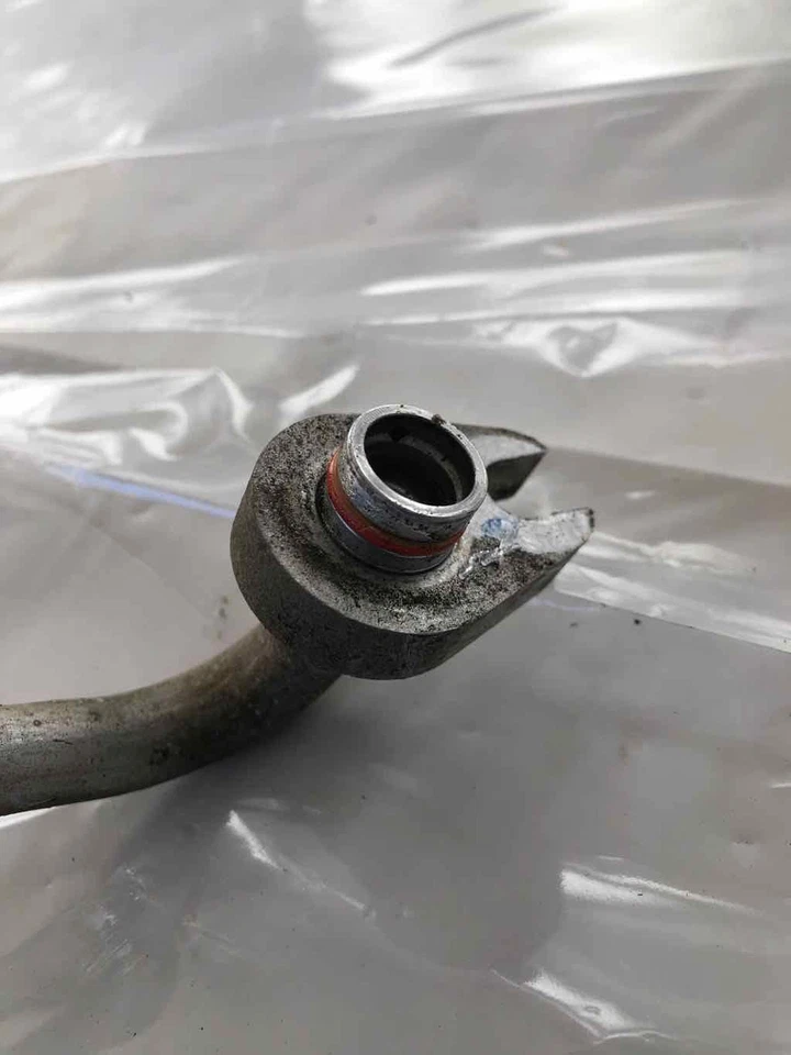 Manguera de tubo líquido refrigerante aire acondicionado Chrysler PT CRUISER 2004-2006 FABRICANTE DE EQUIPOS ORIGINALES Foto 2 de 4