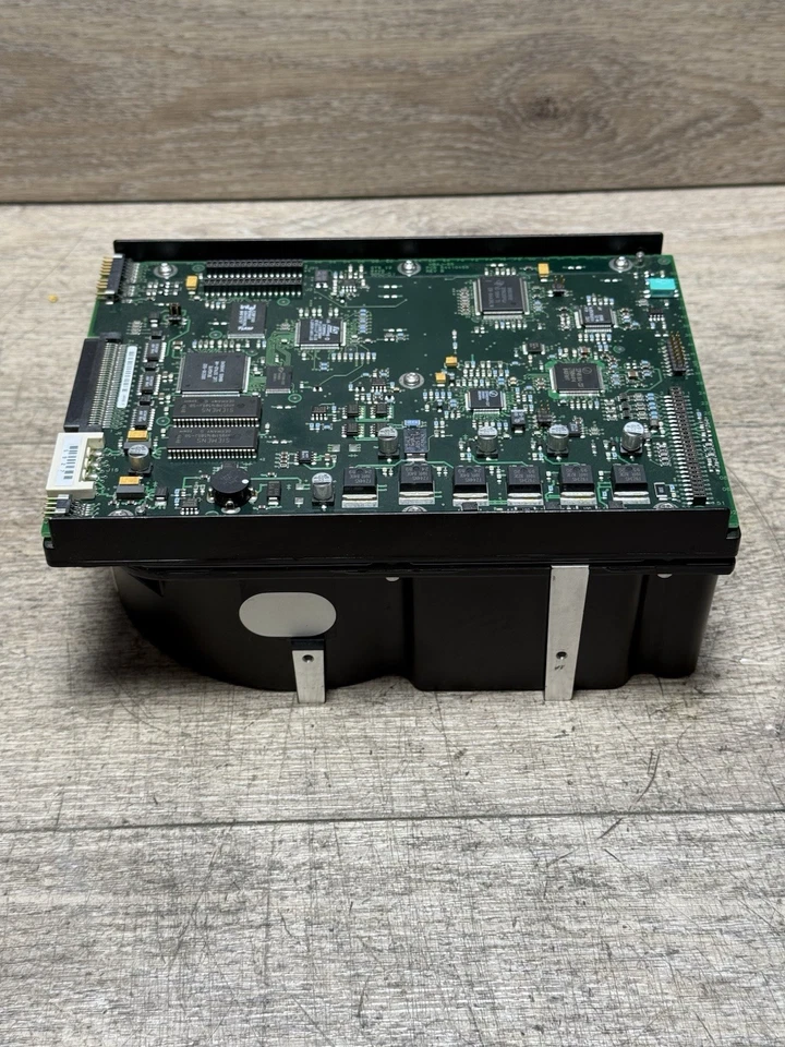 Vintage Seagate Elite 47 47GB ST446452W 5.25" Ultra SCSI Hard Drive Disk - Image 4 of 4