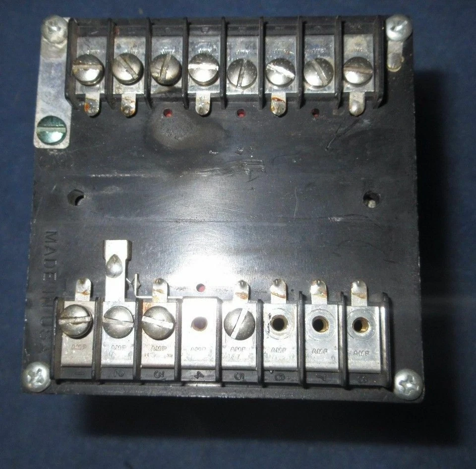 Equipo de Control de Procesos PARTLOW MIC 8000 Series 15VA 50/60HZ 8231001 + 2 años Foto 4 de 4