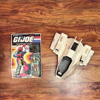 GI Joe Int. Heroes MOC Russian Funskool Deep Six + 2004 Sharc Tooth