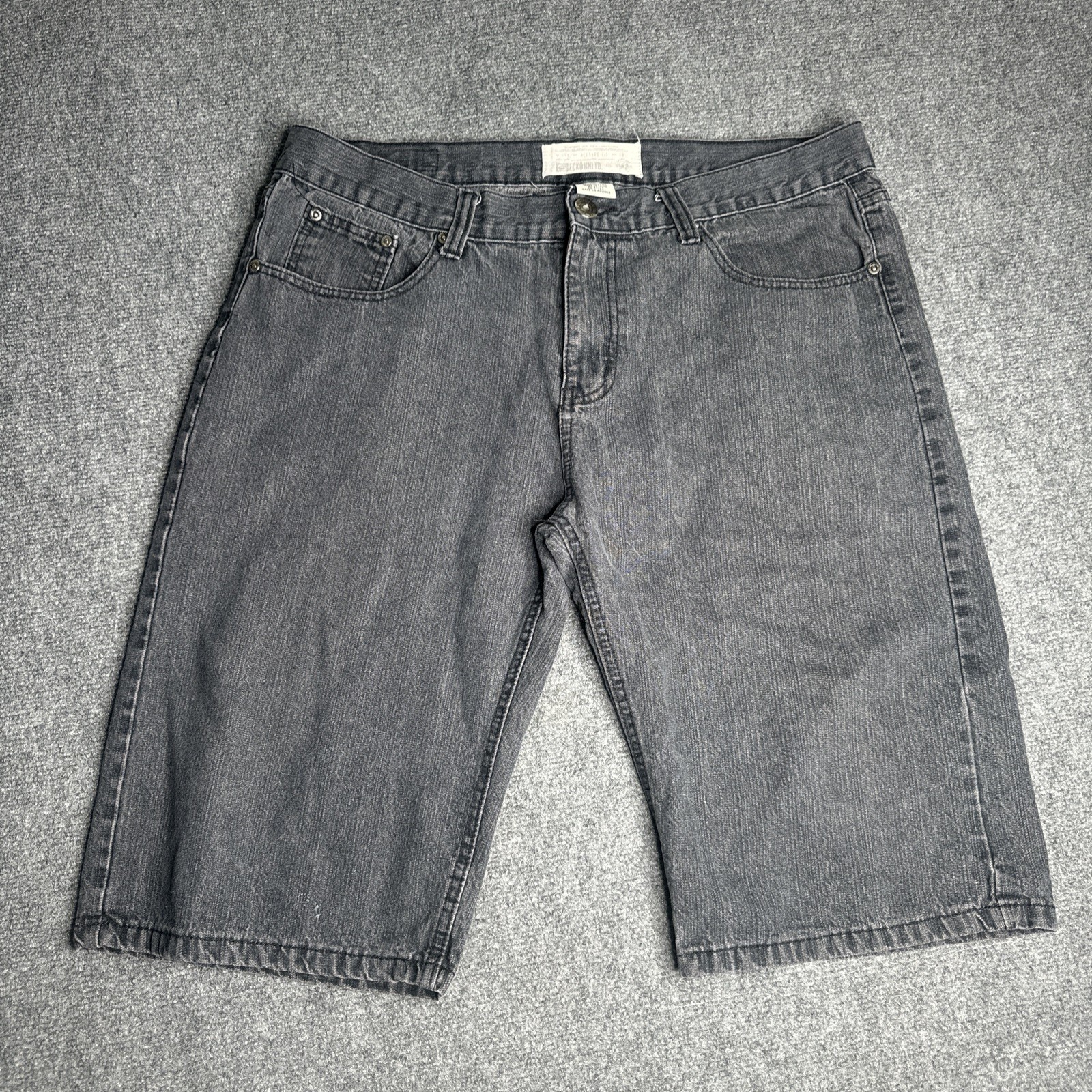 VINTAGE ECKO UNLTD Baggy black Denim Shorts Jorts Sz 36  Y2K Streetwear Skater