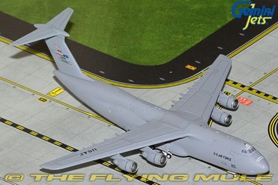 GeminiJets 1:400 C-5M Super Galaxy USAF 433rd AW #85-0009