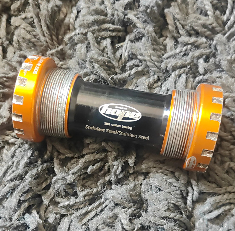 Hope BBSSXCC BSA 68/73mm Hollowtech II Bottom Bracket for Shimano Orange/Black