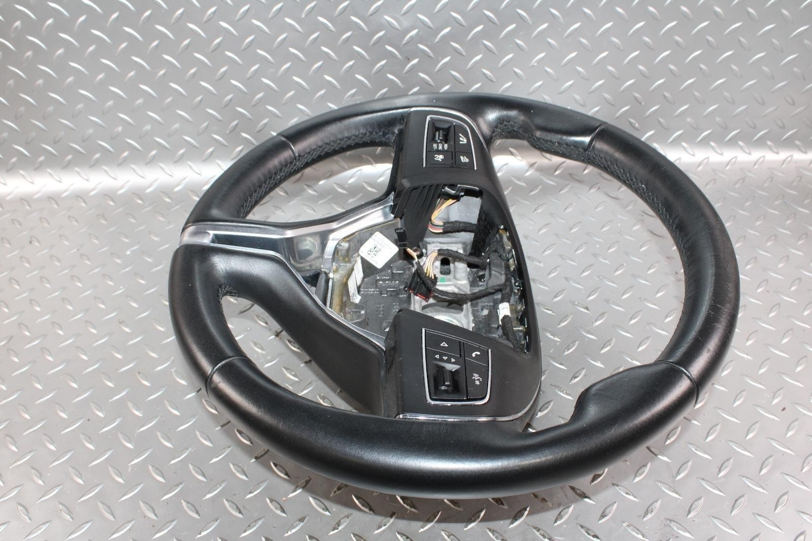 17-20 Levante *WORN* Black Leather Driver Column Steering Wheel Assembly OEM WTY