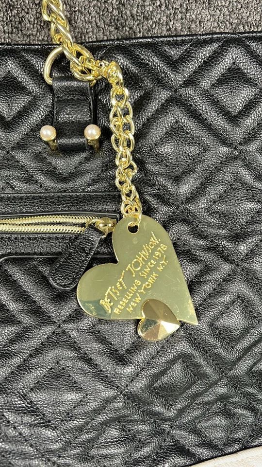 Betsey Johnson Snap Trap Tote With Pouch Shoulder Bag Black White Faux Leather - Image 3 of 4