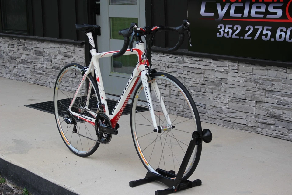 53 cm - Colnago M10s 2013 - Dura-Ace - 17 libras - $7,000 venta al por menor - INV 1041 Foto 2 de 4