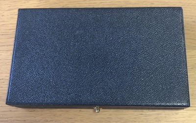 Royal Mint leere Münzbox für Full Sovereign und Crown (gebraucht) ohne Münze!