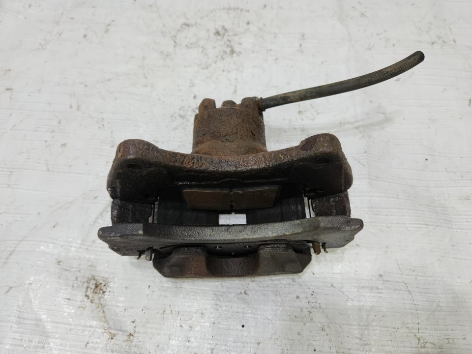 Pinza de freno delantera derecha Jeep Patriot 2014-2016 OEM 05191238AA Foto 4 de 4