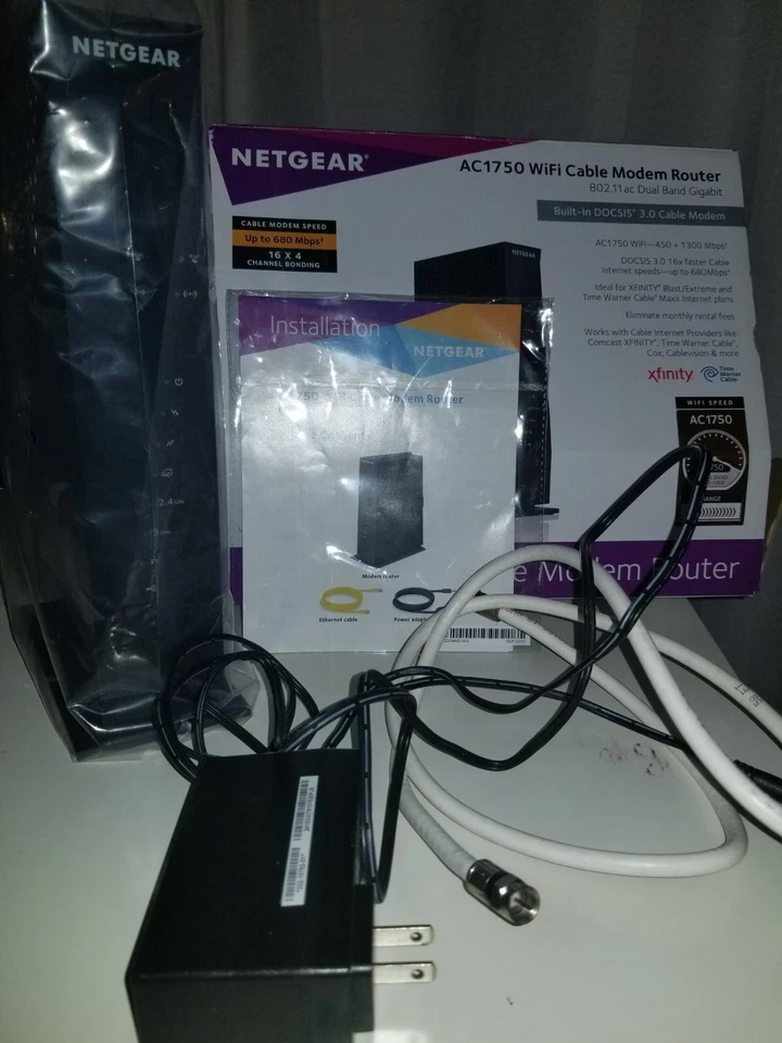 Módem por cable Netgear AC1750 WIFI de hasta 680 Mbps Foto 2 de 4