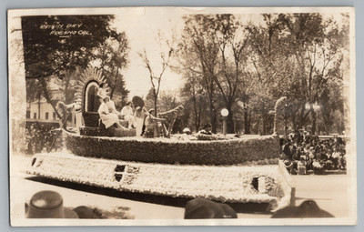 RPPC Fresno CA Raisin Day Parade Float   Early Festival Photo Postcard