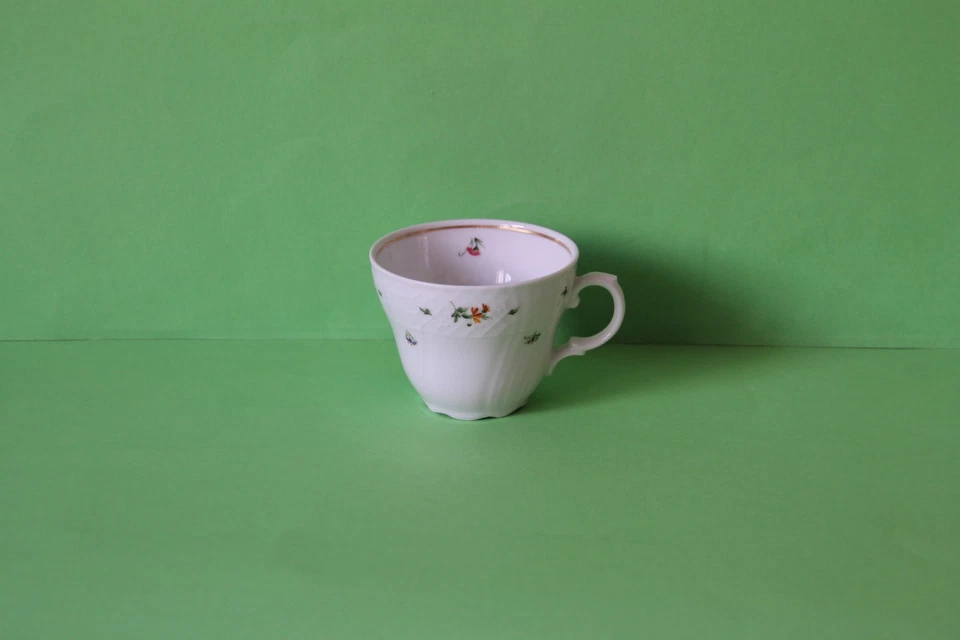 Seltmann Weiden Bayreuth Streublume Goldrand Kaffeetasse Tasse - Bild 1 von 1