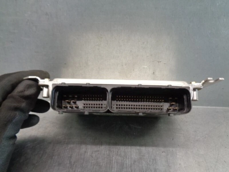 3910127110 centralina motore per HYUNDAI TRAJET (FO) 2.0 CRDI GLS 2000 4561677 - Immagine 4 di 4