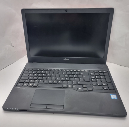 Fujitsu Lifebook 15.6" Laptop - 7th Gen Core i5 8Gb RAM 256GB SSD Webcam RED - Picture 2 of 9