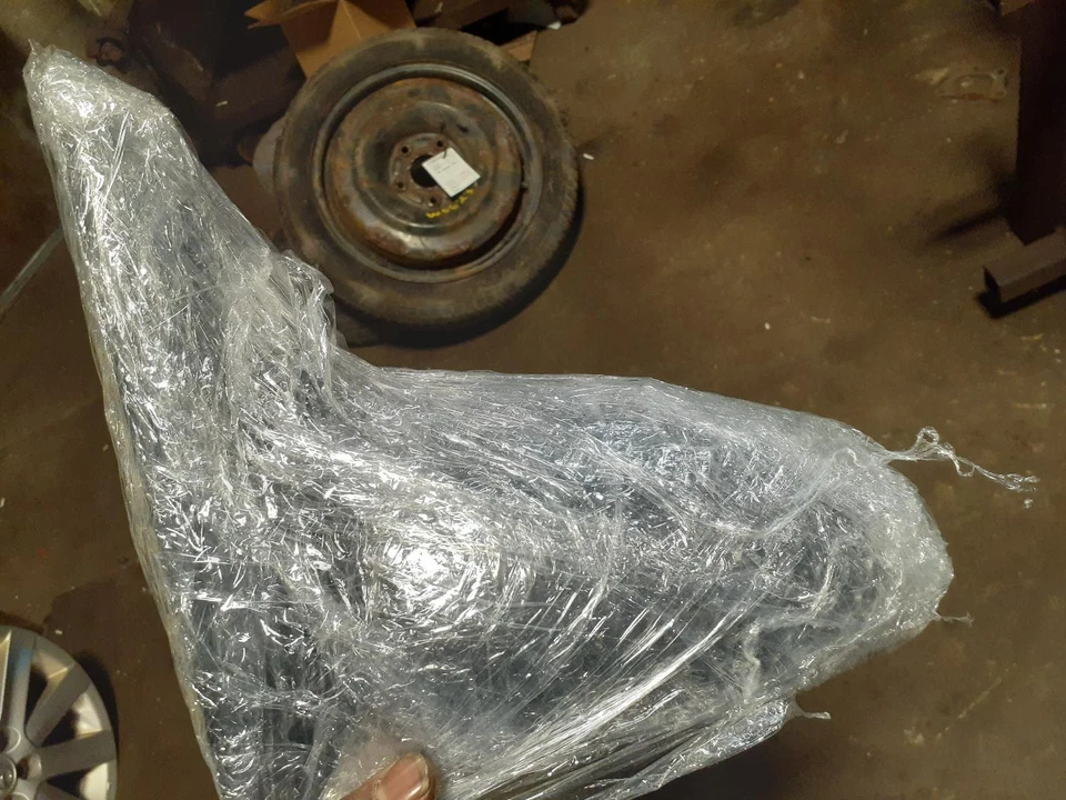 Espejo retrovisor derecho usado se adapta a: Chevrolet Malibu 2002 manual derecho grado A Foto 2 de 4