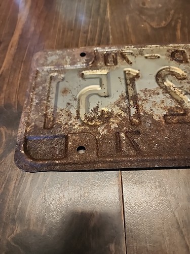 Vintage 1970-71 INDIANA License Plate # 45T2151- White Red, - Picture 6 of 8
