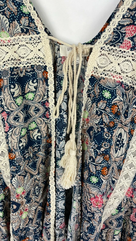 Camiseta sin mangas Umgee para mujer Boho en cascada Hi Lo estampado geométrico talla S Foto 4 de 4