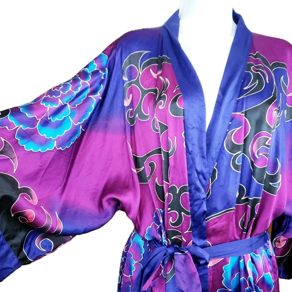 Bata de Seda Floral Lujo Ombre Magenta Capas Look Extra M Foto 2 de 4