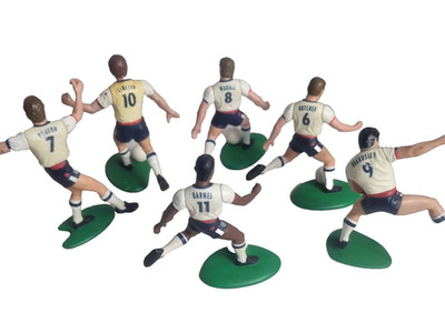 Beardsley * Butcher *Robson * Waddle * Barnes * Lineker * TONKA * Figur *  1989
