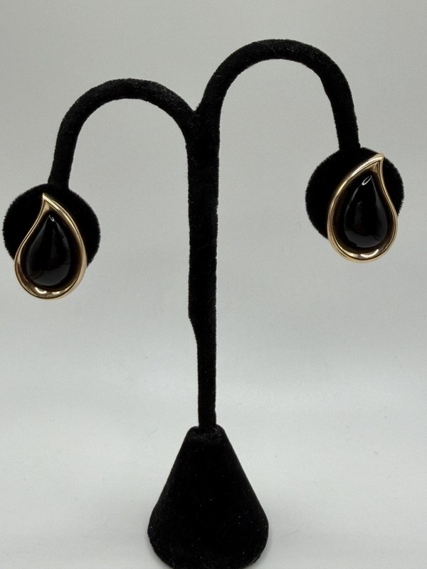 Vintage PBD 14K Gold Black Cabochon Teardrop Stud Earrings 3.99g Estate